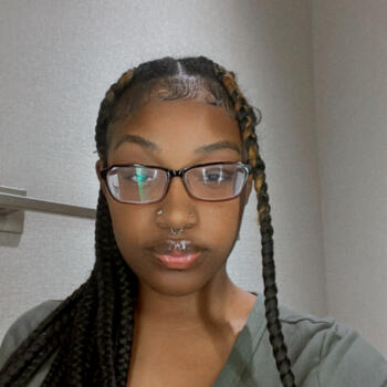 Babysitter Houston: Jasmine