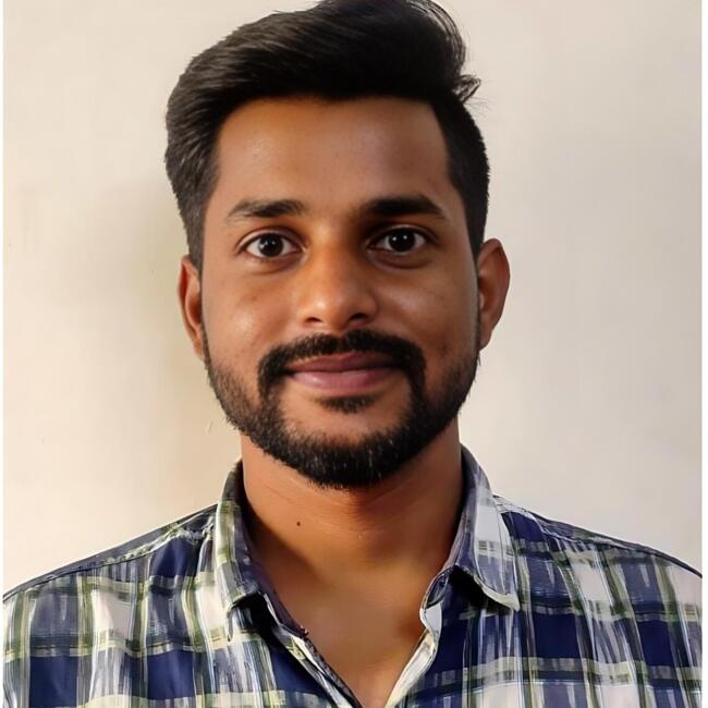 हैदराबाद में बेबीसिटर: Sai reddy