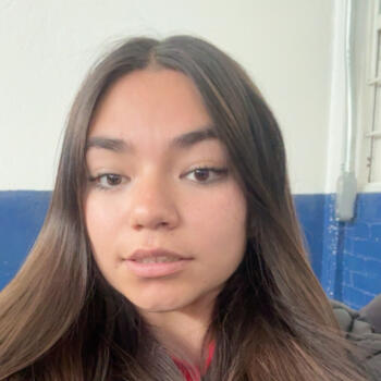 Babysitter in Ciudad López Mateos: Naomi