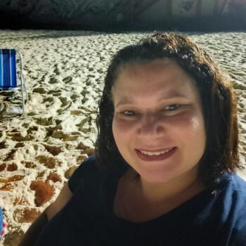 Babá em Niterói: Raquel