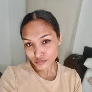 Nanny in Casares: Apsara