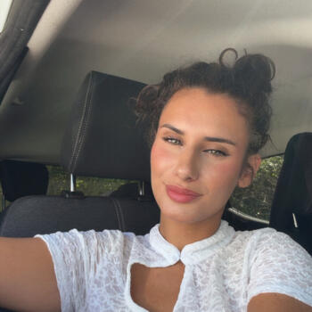 Babysitting job in Thonon-les-Bains: Nora