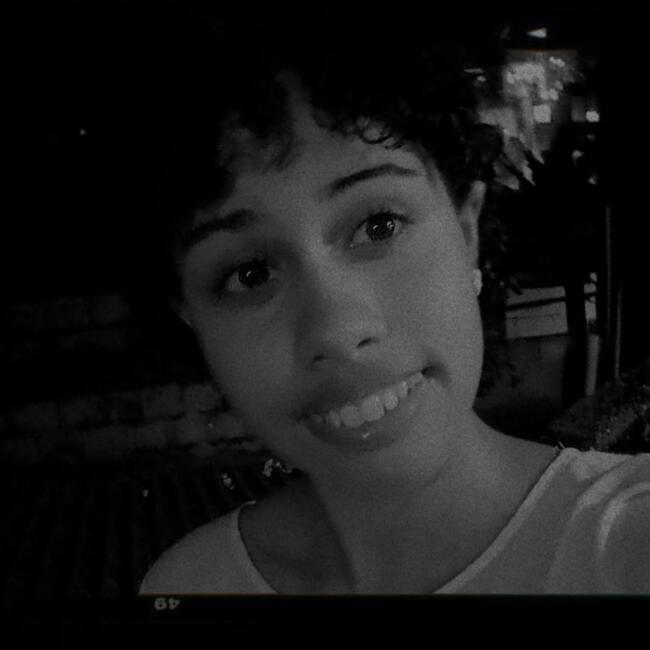 Babá em Salvador: Ana