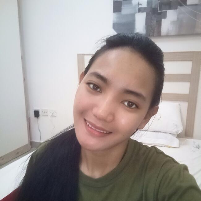 مربية أطفال في الدوحة: Sandra