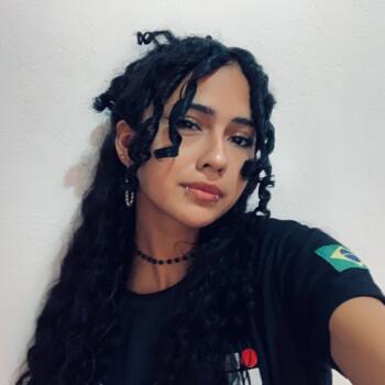 Babysitter Brasília: Ranyelle Marques Nascimento