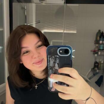 בייביסיטר ב- ריימס: Loane