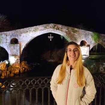 Babysitter in Valladolid: Sheila