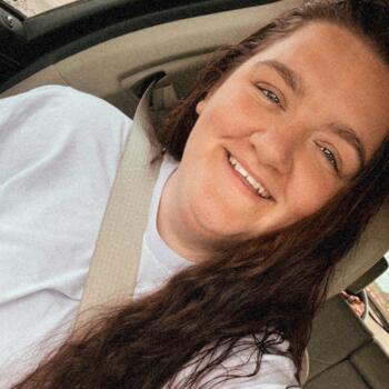 Babysitter in Splendora: Kendra