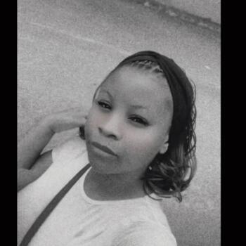 Babysitter in Akure: Owagbemi