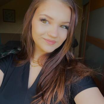 Babysitter in Mettet: Melina