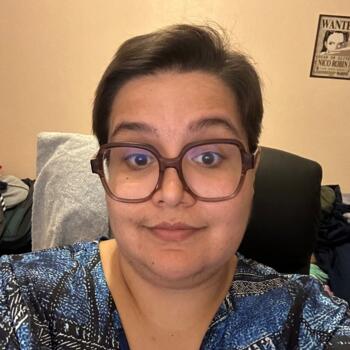 Babysitter in Montluçon: Alexandra