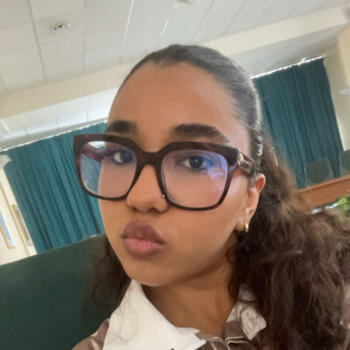 Babysitter in Talant: Wahiba