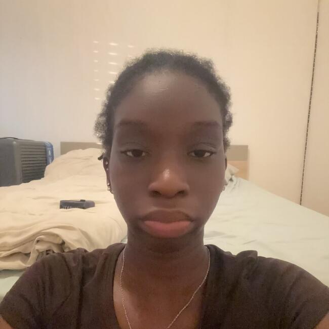 Babysitter in Melun: Fatim