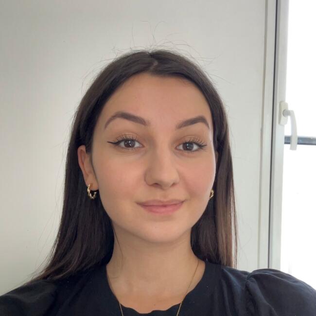 Babysitter in Lyon: Zoé