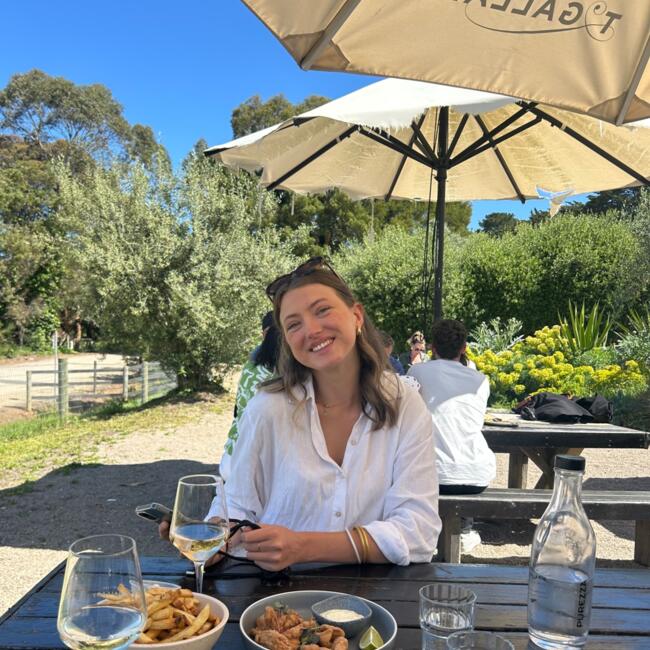 Babysitter in Melbourne: Coline