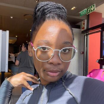 Babysitter Port Elizabeth: Uzile