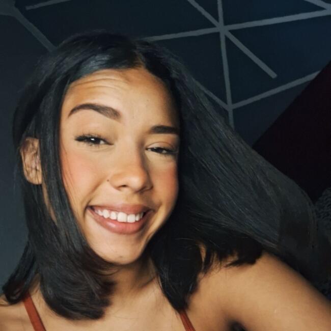 Babysitter in Juiz de Fora: Isabelly