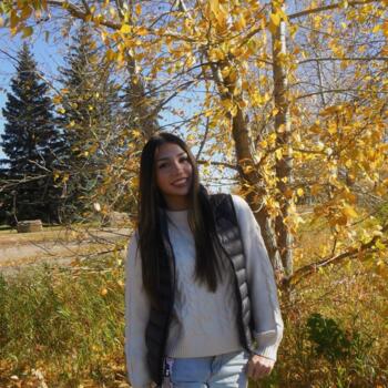 Baby-sitter Calgary: Lucie