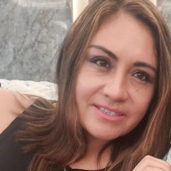 Babysitter Quito: Katrina de los Angeles