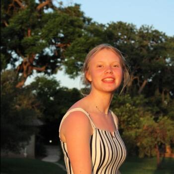 Babysitter in Antony: Elise