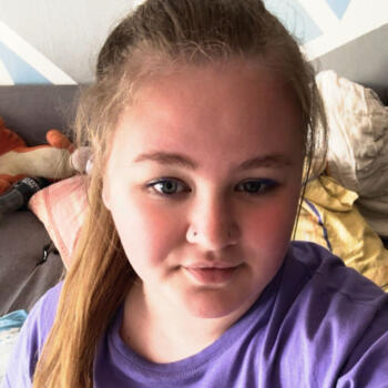 Babysitter in Harnes: Maëva