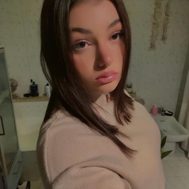 Babysitter in Collebeato: Sara