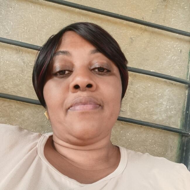 Babysitter in Palmira: Damaris