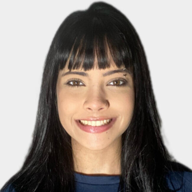 Babá em Aparecida de Goiânia: Mariana