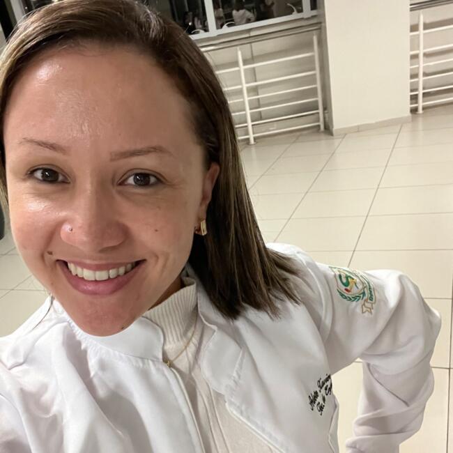 Babysitter in São Paulo: ARLETE