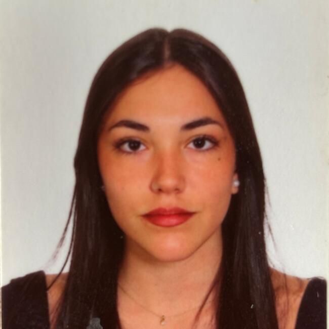 Babysitter in Guadarrama: Lucia