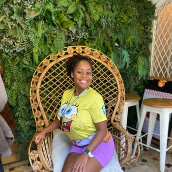 Babysitter in Belo Horizonte: Célia Julia