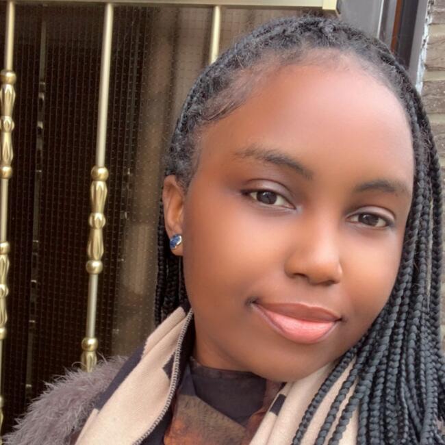 Babysitter in Landen: Laurie