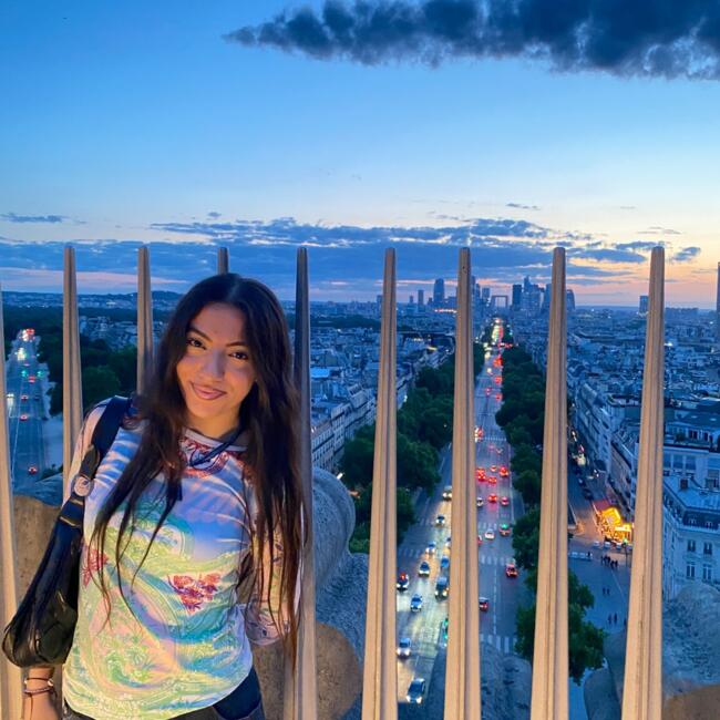 Babysitter in Marseille: Anaïs