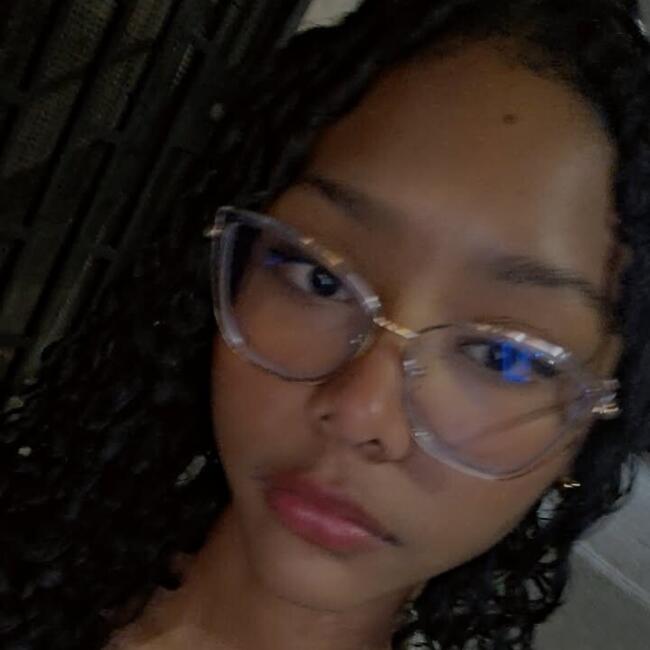 Babysitter in Santiago de Cali: Salma