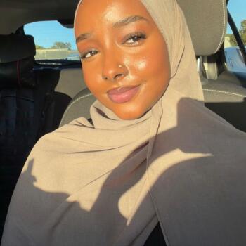 Babysitter Melbourne: Zamzam