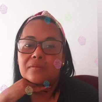 Babá em Duque de Caxias: Sirlaine