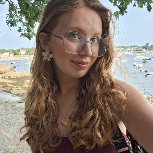 Babysitter in Nice: Camille