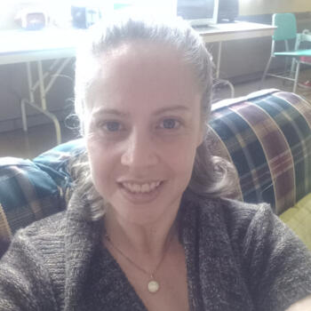 Babysitter in Toronto: Evelyn