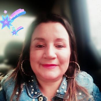 Babysitter in Armenia: Lorena Infante