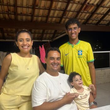 Emprego de babá em Vila Velha: emprego de babá Marcia