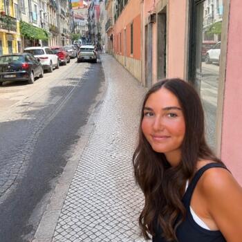 Babysitter in Nice: Ines