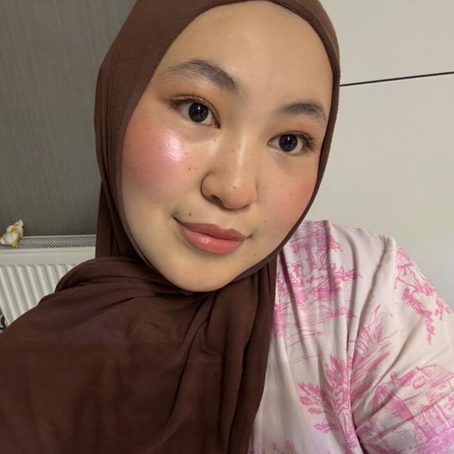 Babysitter in Istanbul: Galiya