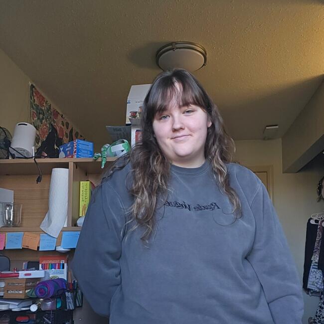 Babysitter in Nanaimo: Annique