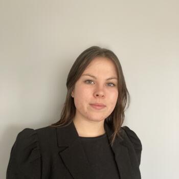 Baby-sitter in Angers: Julie