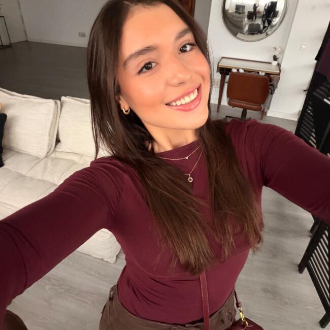 Babysitter in Madrid: Andrea Paola
