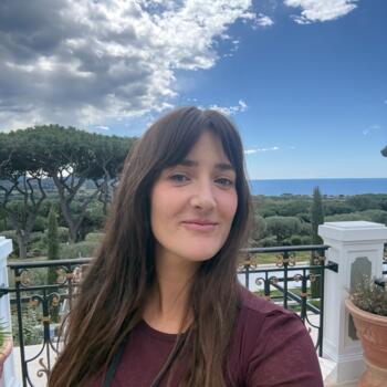 Babysitting job in Cannes: babysitting job Doniella