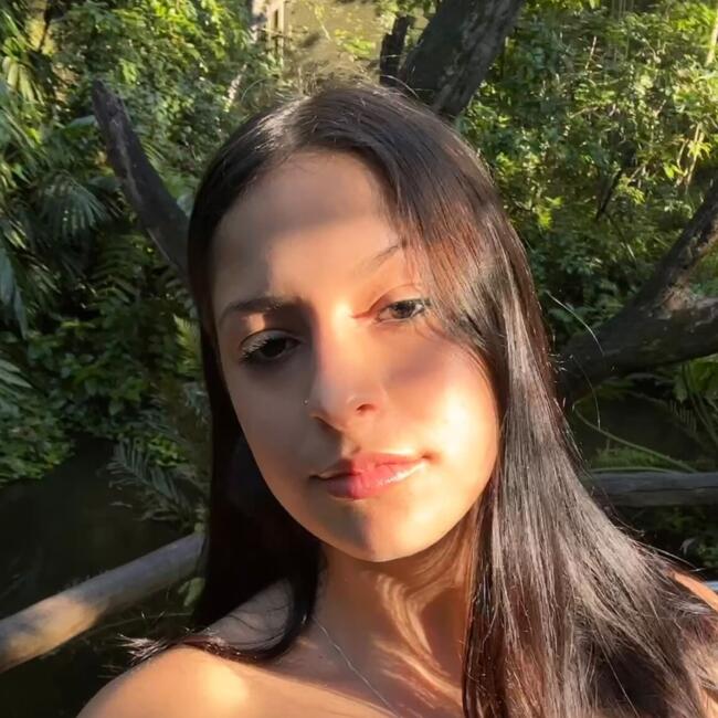 Babysitter in Foz do Iguaçu: Emilly
