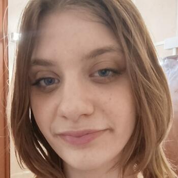 Babysitter in Béthune: Alicia