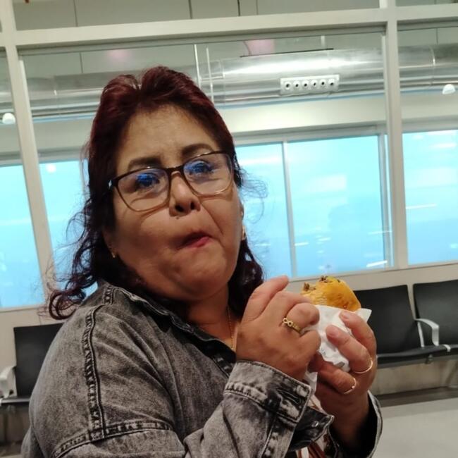 Babysitter in Madrid: Elizabeth Elizabeth Elizabeth