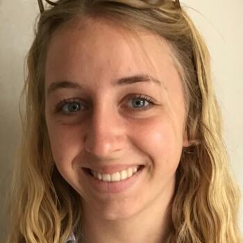 Babysitter in Angers: Iris